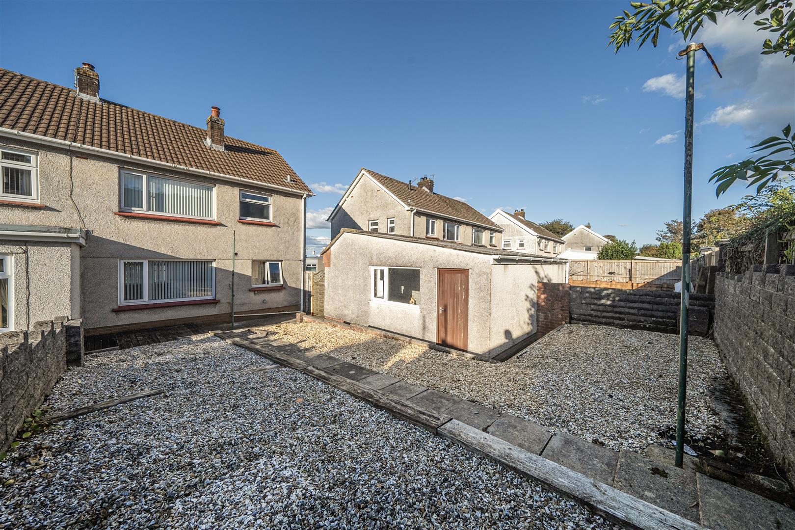 Cae Folland, Penclawdd, Swansea, SA4 3YJ